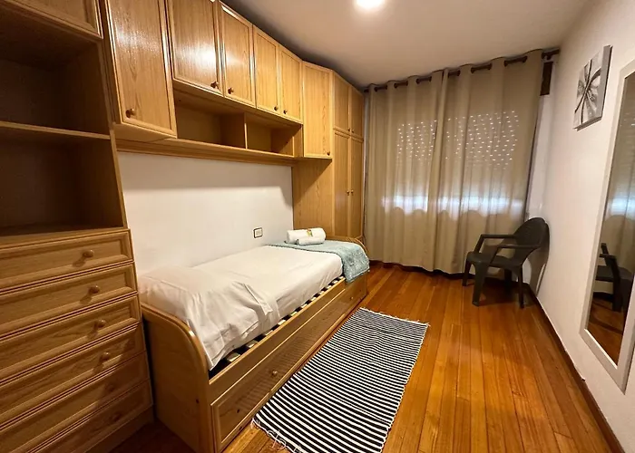 Oktheway Et Suseia アパート サリア